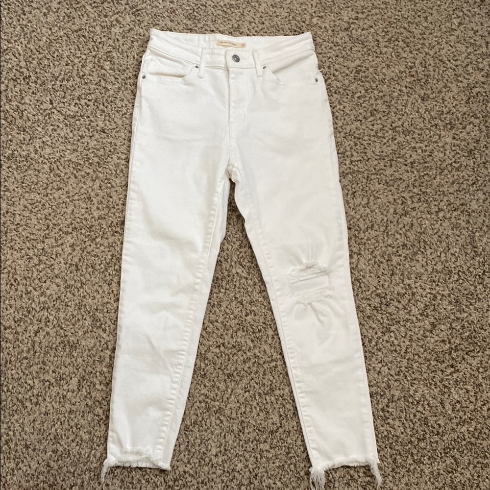 Levi's Women's 721 High Rise Distressed White Skinny Jeans - Picture 2 of 15